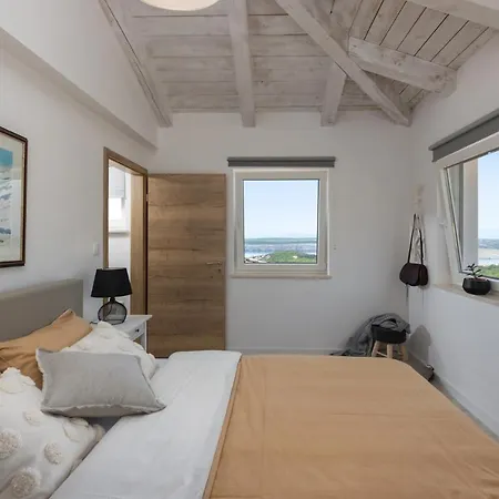 Beautiful Villa Abella *