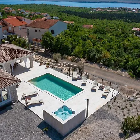 Beautiful Villa Abella Willa Jadranovo